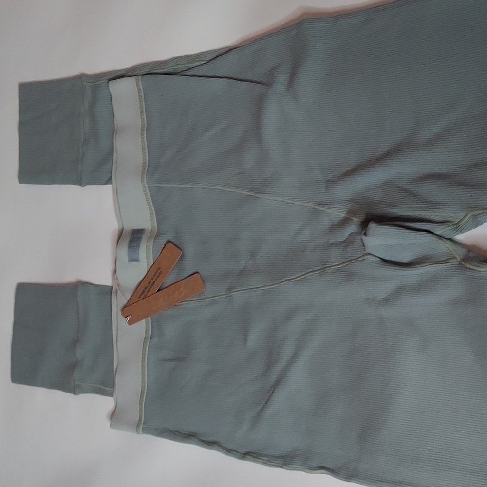 Skims leggings